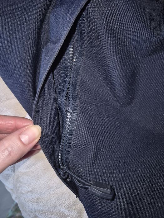 Продам куртку на хлопчика на зріст 140