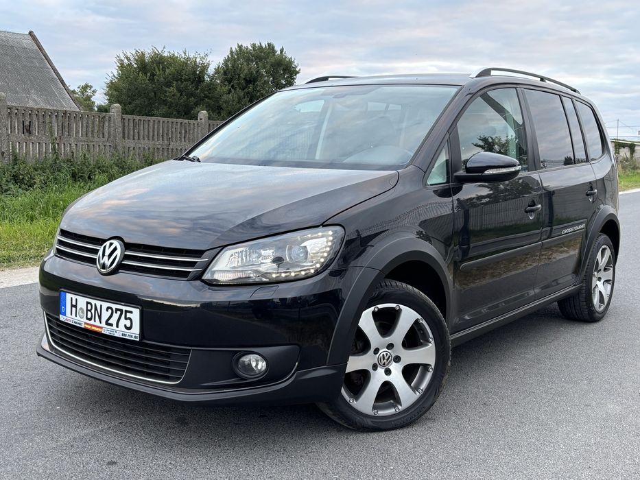 Volkswagen Touran Cross ! Bi-Xenon ! Led ! Po Opłatach !