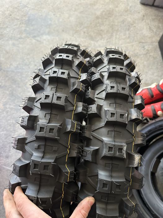 Резина шини колеса гума 18 21 110/100 120/90 140/80 80/100 90/90