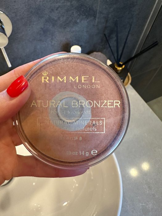 Bronzer Rimmel kolor 025