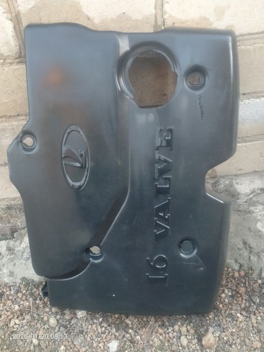 Кришка двигуна ваз