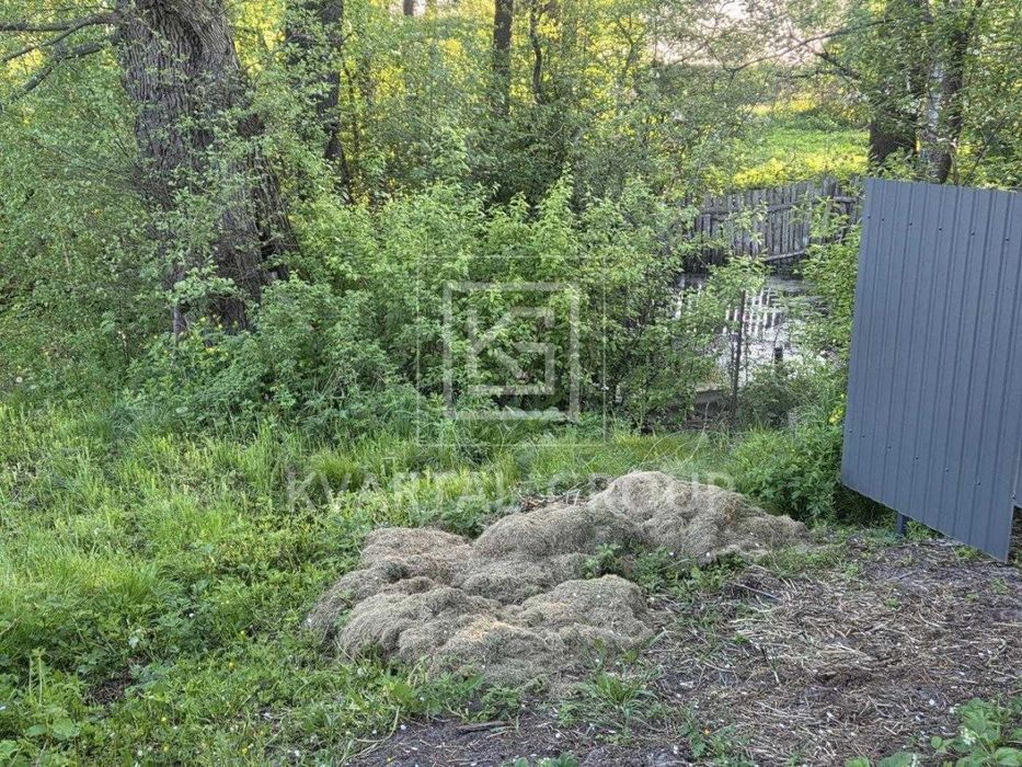 Сучасний будинок з ремонтом A-frame біля лісу та річки