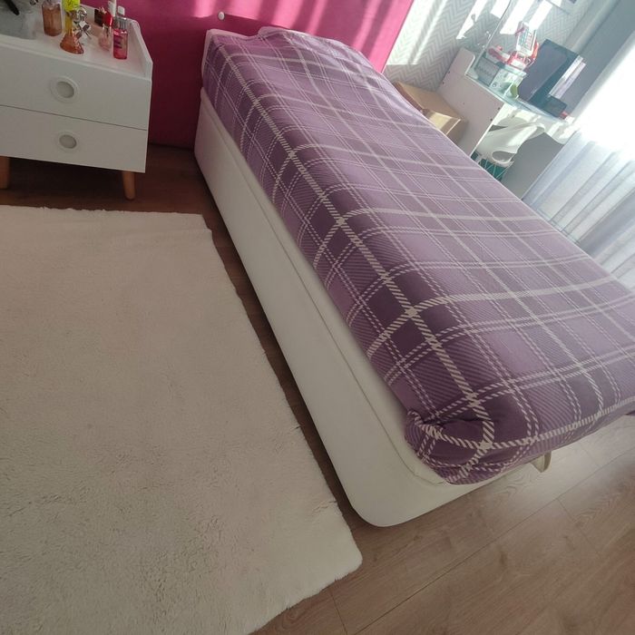 Cama como nova com colchao