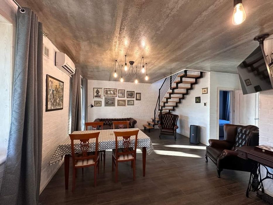 Оренда будинку, басейн, хамам