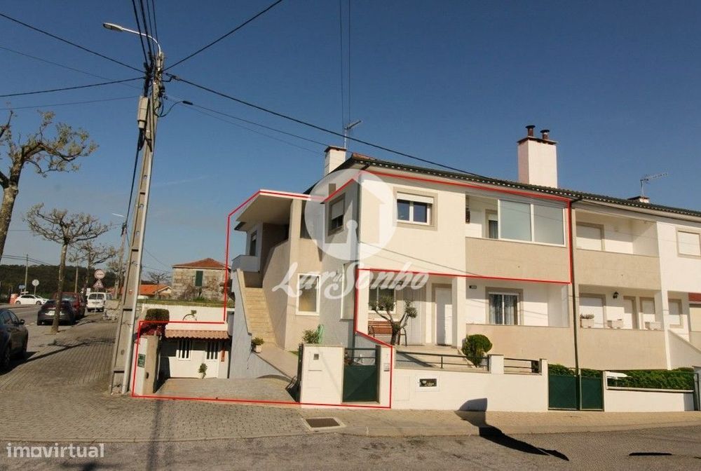 Andar Moradia Grande Garagem Estorãos Fafe