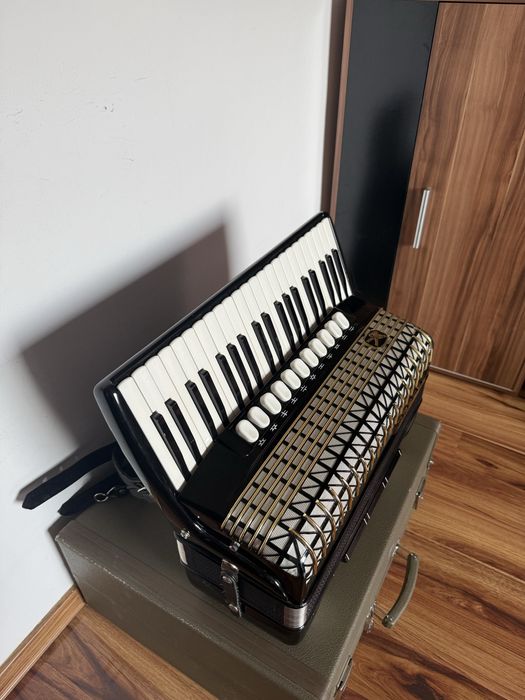 Akordeon Hohner Atlantic IVN de luxe