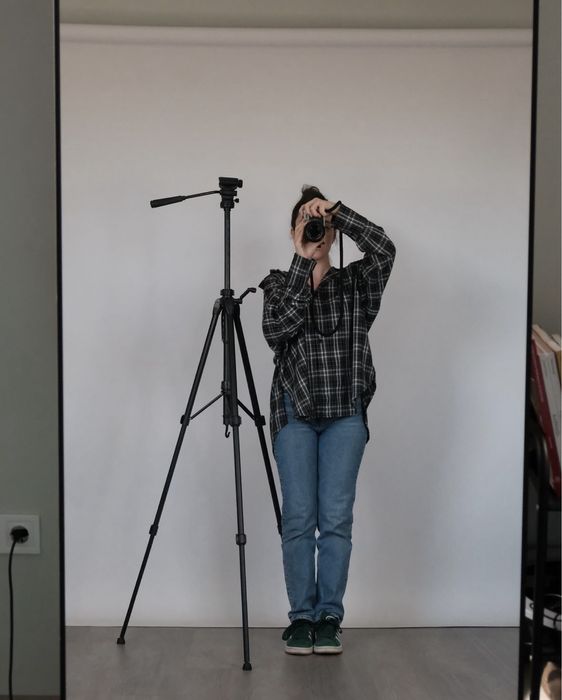 Штатив для камери