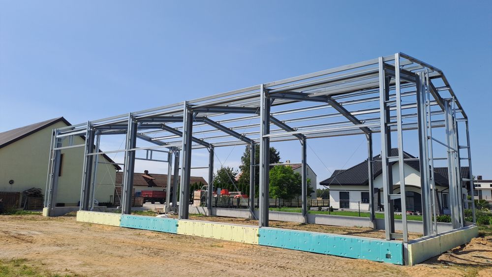 Montaż konstrukcji stalowych, płyt warstwowych, blach trapezowych