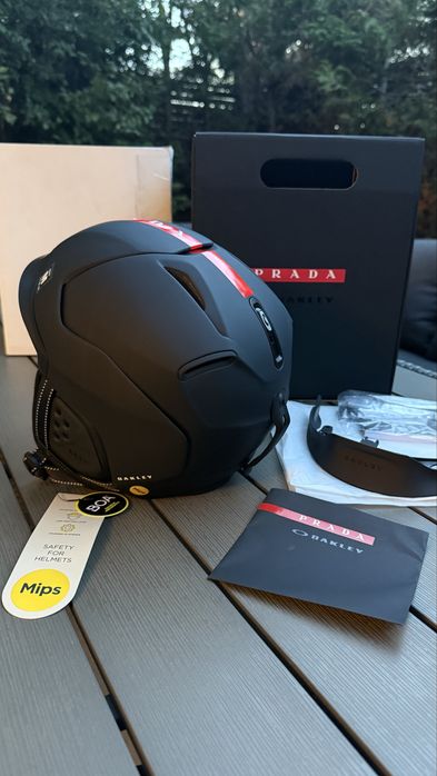Kask narciarski/snowboardowy Prada Linea Rossa x Oakley MOD 5 MIPS