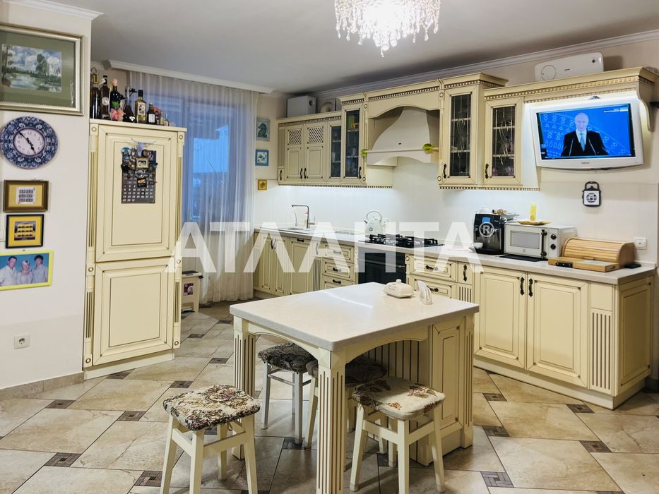 Елітний затишний будинок в с. Баранинці