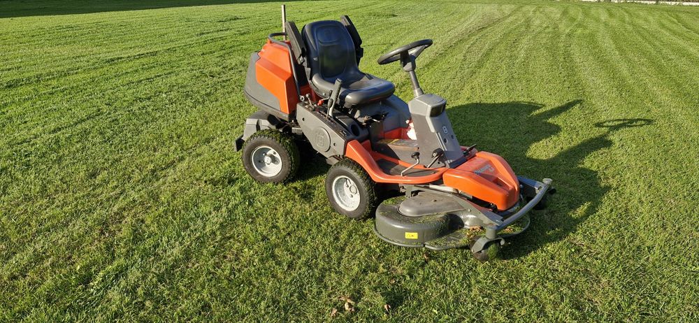 Traktorek kosiarka Husqvarna Rider PR17 AWD 4x4 wspomaganie