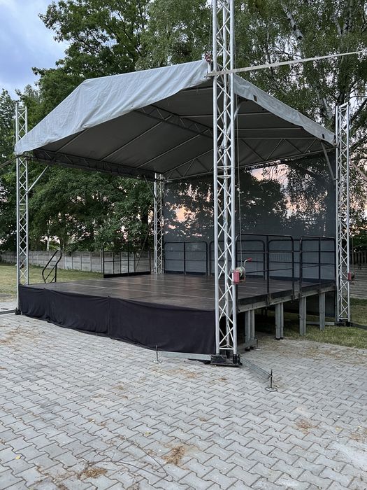 Scena / Nagłośnienie /PodestySceniczne  /Wynajem Sceny/ wynajem sceny