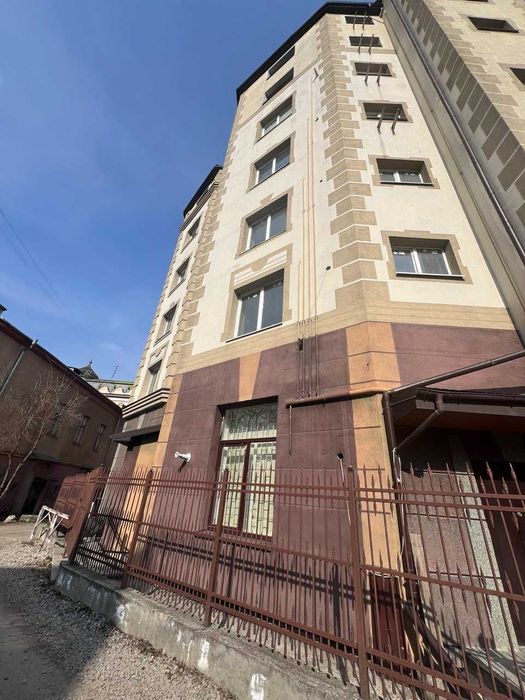 Оренда комерційного приміщення в самому центрі Івано-Франківська