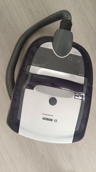 Продам пилoсос миючий Bosch