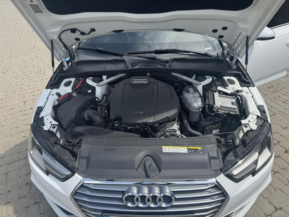 Audi a4 автомат в белом цвете 2019 г 2.0 бензин ауди а4