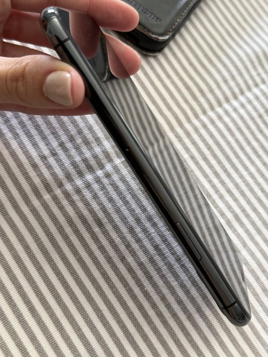 Iphone 11 Pro 64 GB + acessórios