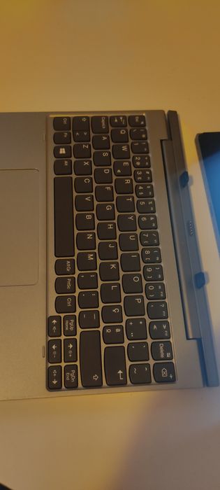 Tablet + teclado Lenovo