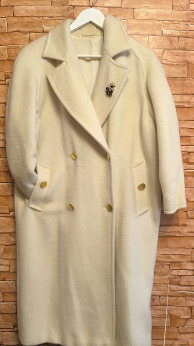 Naturalny płaszczyk z wełny lamy Marella