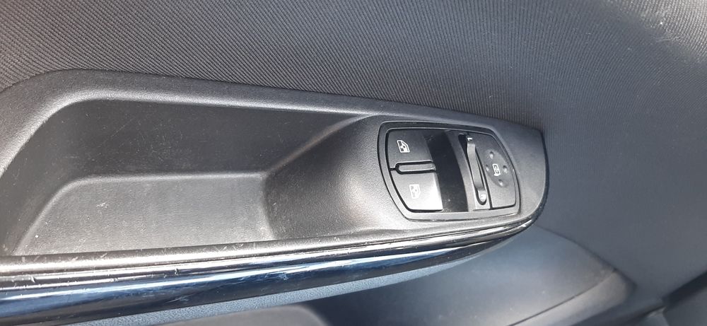 Opel Corsa E 1.3 cdti comercial