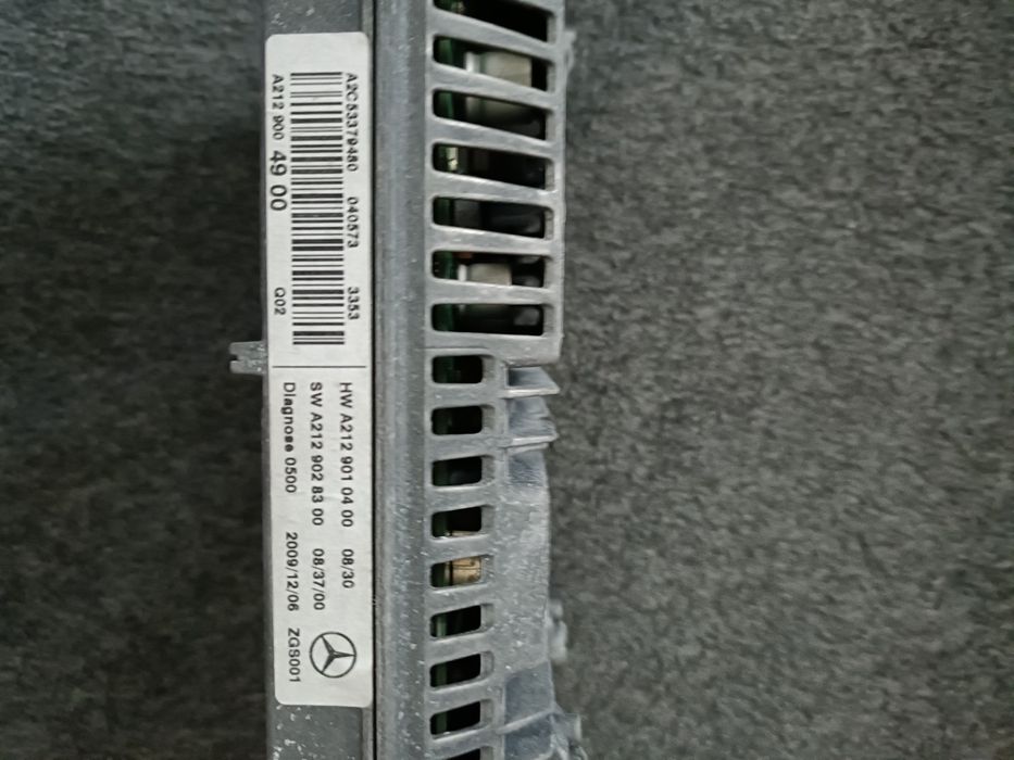 Ecrã Multimédia Original Mercedes-Benz