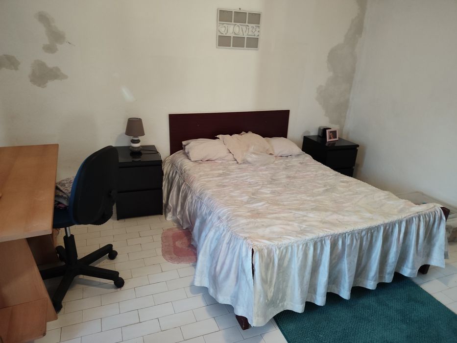 Arrendo casa enxara do bispo urgente