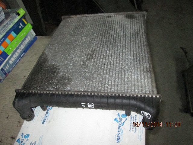 Radiador de água AUDI A2 (8Z0)