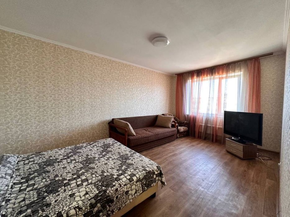 Подово Погодинно. р-н Леваневського 64