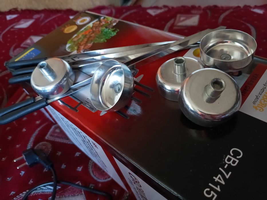 Шашличниця електрична Crownberg CB-7415