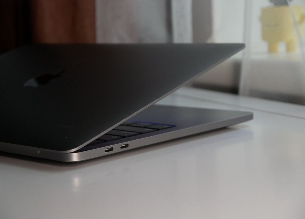 MacBook Pro 2020 | i5/16/512 | 94% Акб!