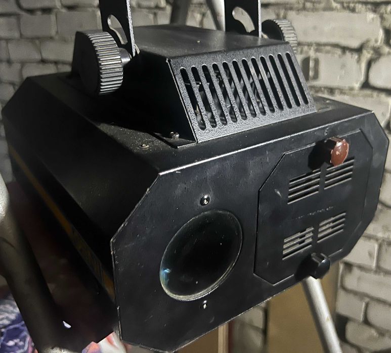 Световые приборы (распродажа)