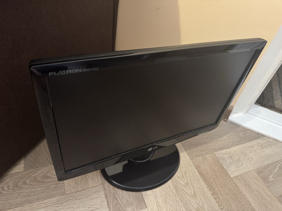 Монітор, lg flatron w1943ss
