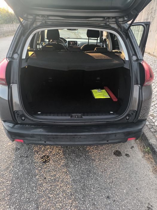 Peugeot 2008 — fotografia 11