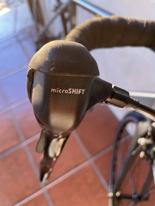 Bicicleta de estrada RC Triban 120 + Bomba Btwin 900