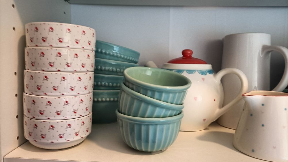 Ceramic Tableware in Various Styles435432975856445441