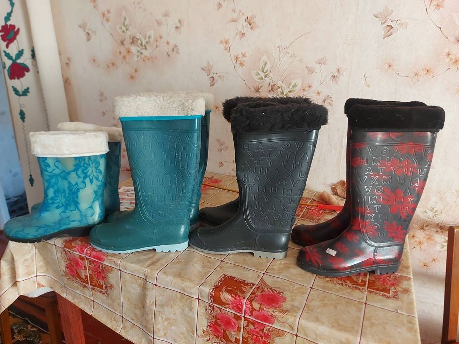 Силиконовые, резиновые сапоги