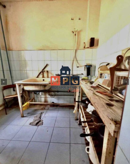 Продаж приміщення під виробництво ділянка у власності