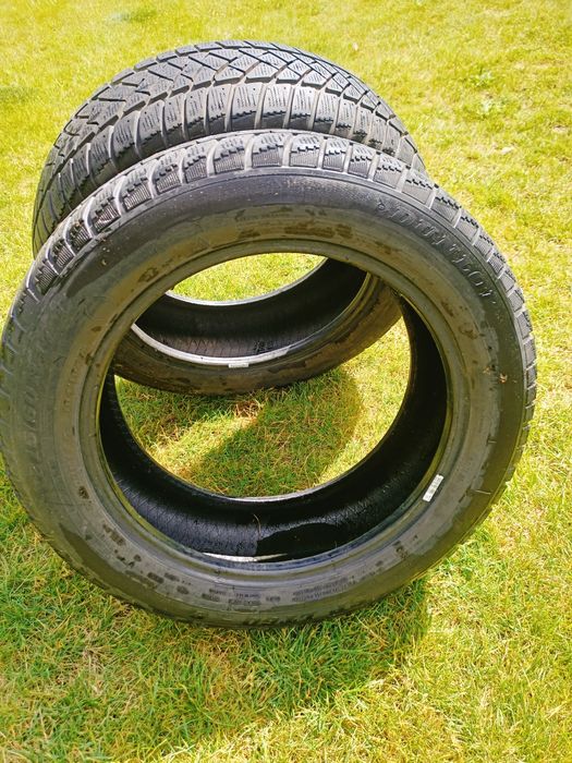 Opony zimowe 215 60 R17C
