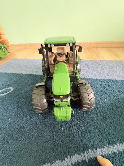 Трактор John Deere Bruder Брудер