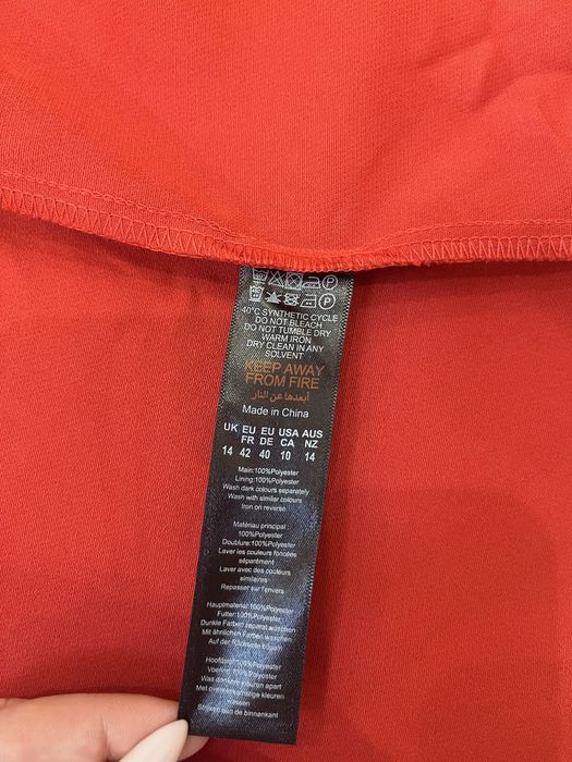 Сукня-піджак Boohoo червона