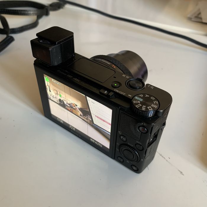 Câmara digital compacta - Sony RX100 VII Palmela • OLX.pt