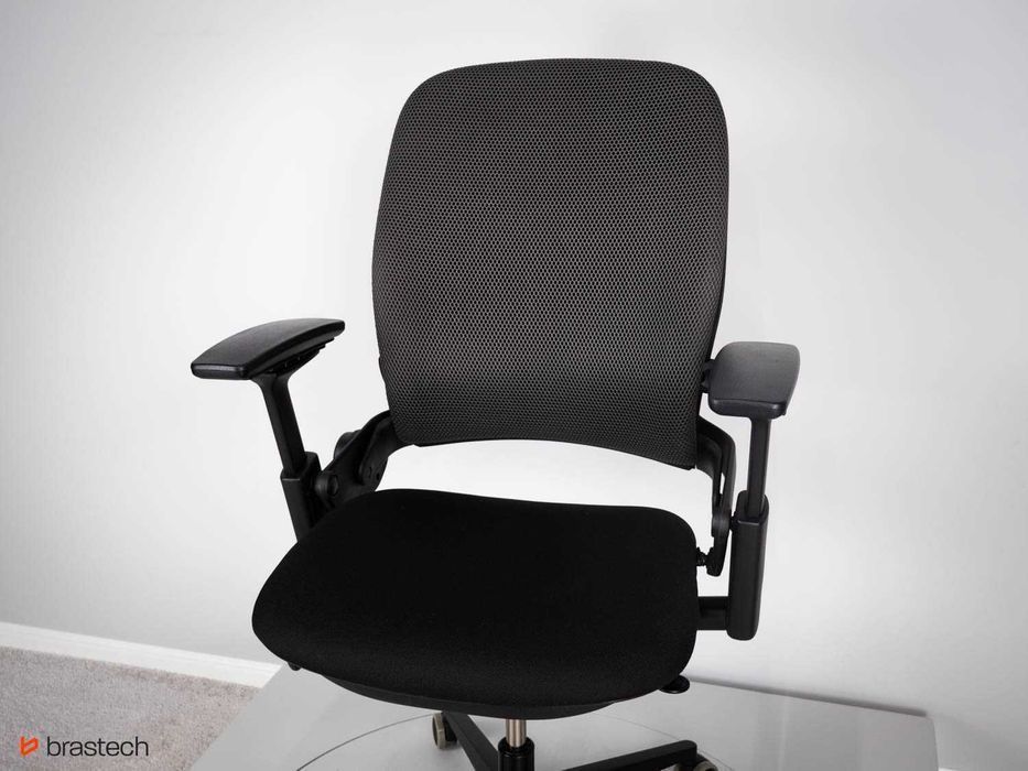 Fotel ergonomiczny Steelcase Leap V2 Nowa Tapicerka