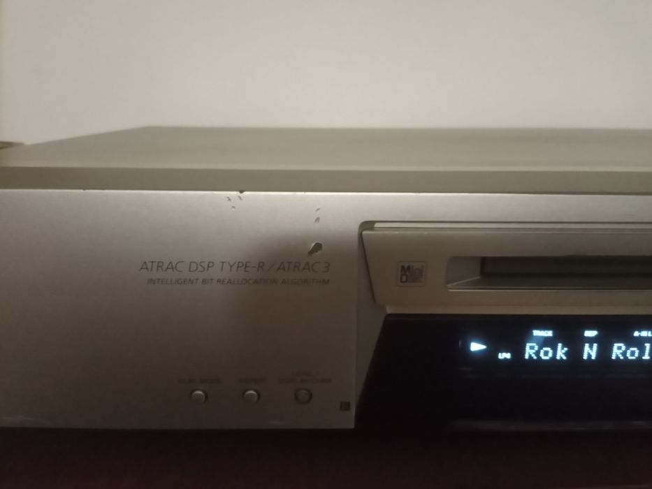 Музыкальный рекордер "Sony MDS JE-470", цвет - "серебро", MDLP !