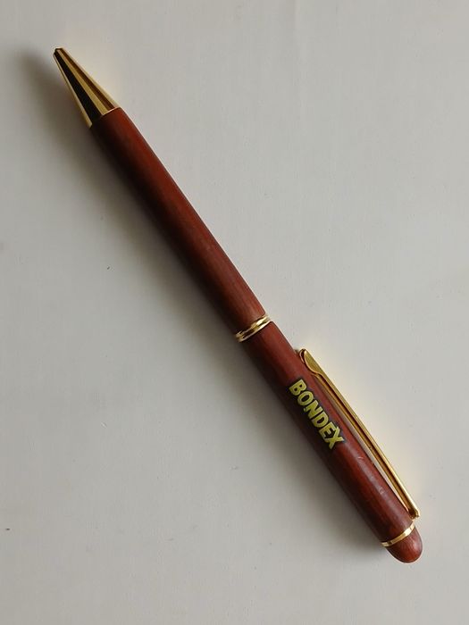 Caneta da marca Bondex