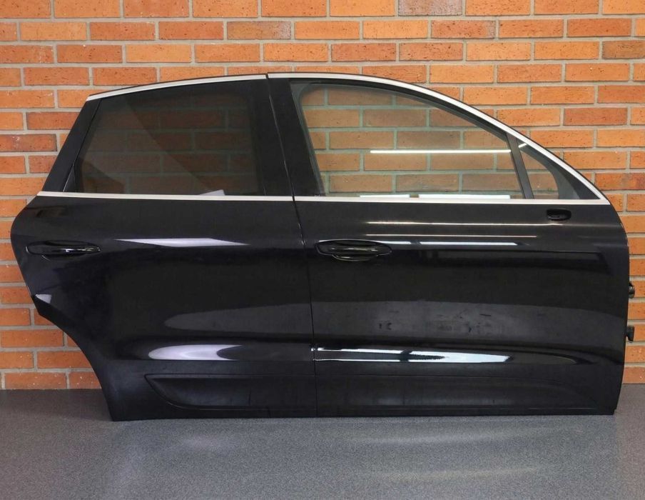 Двері Porsche Macan 95B передні або задні праві ліві разборка