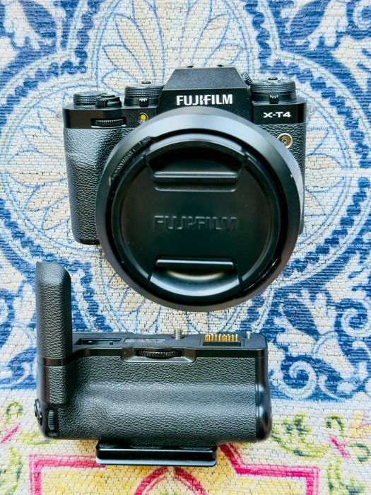 Fujifilm X-T4 + Grip + 3 Baterias