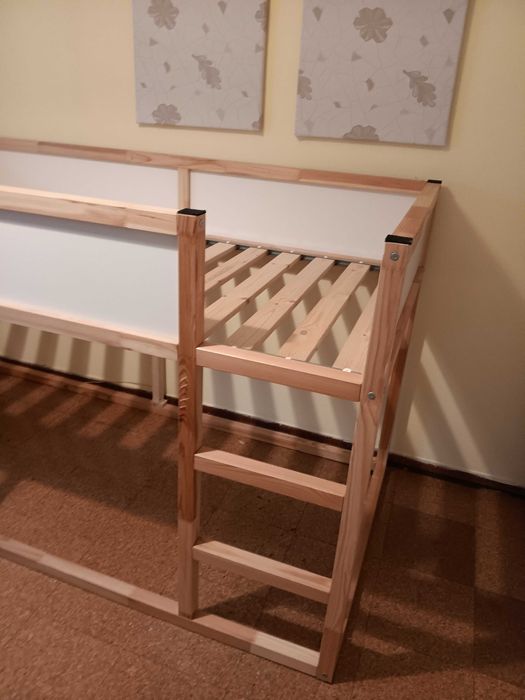 Cama de beliche IKEA  Kura 90 x 200 cm como novo