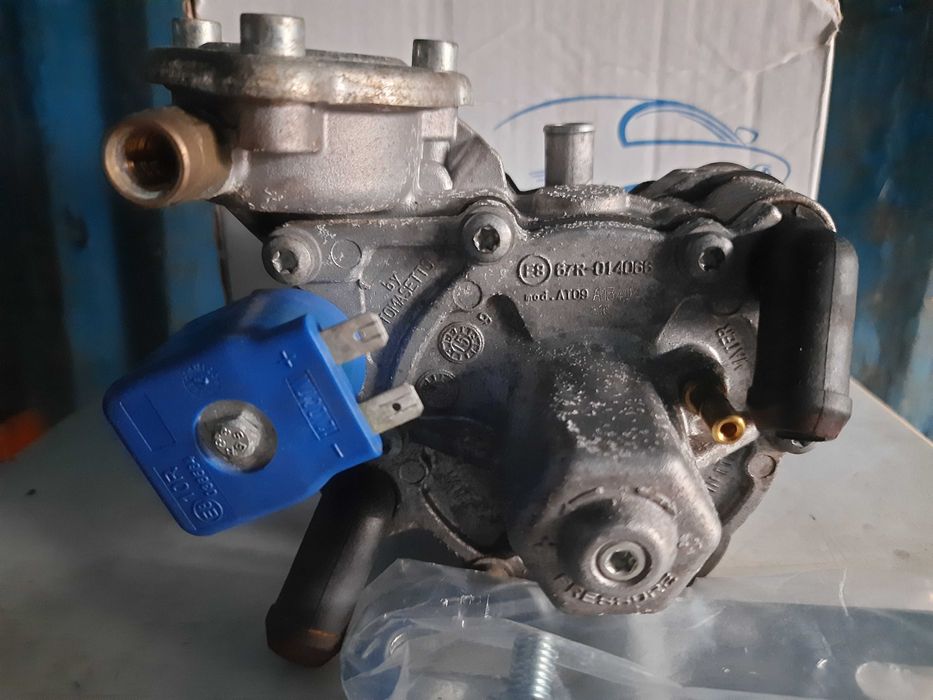 Продам авто газовый редуктор  Tomasetto АТ09 Alaska, форсунки Valtek
