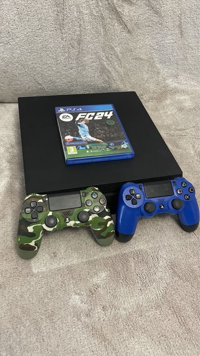 Sprzedam PS 4 Pro 1 tb