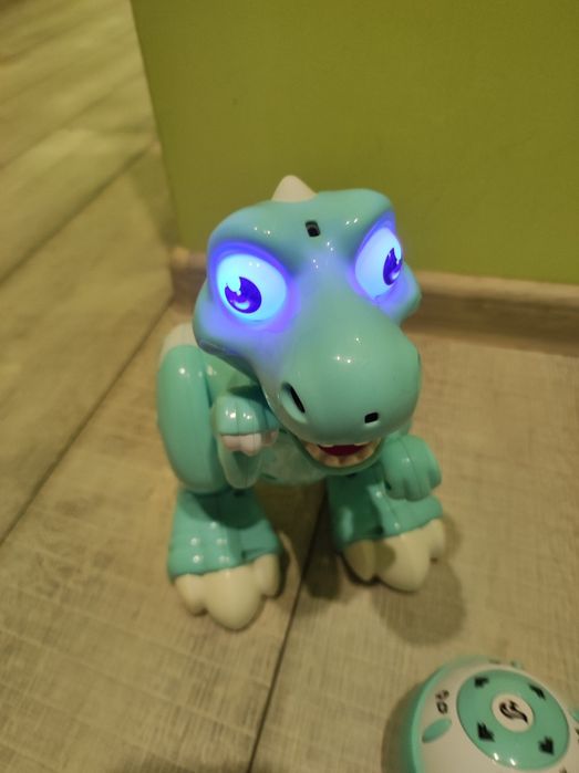 Динозавр на радіоуправленні