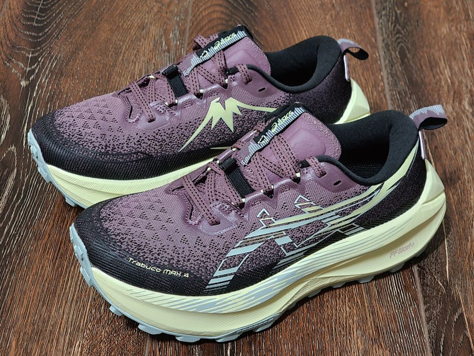 Оригінал 100% жіночі кросівки Asics Trabuco Max 4   EUR 40.5
